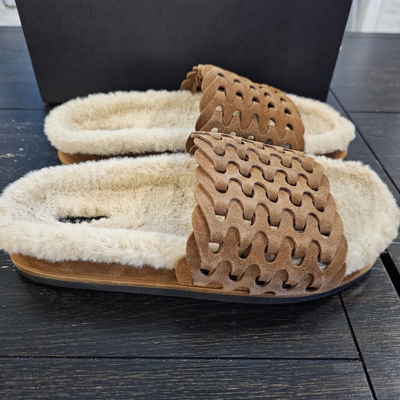 rag & bone Bailey Suede Sherpa-Lined Slides - Picture 14 of 14